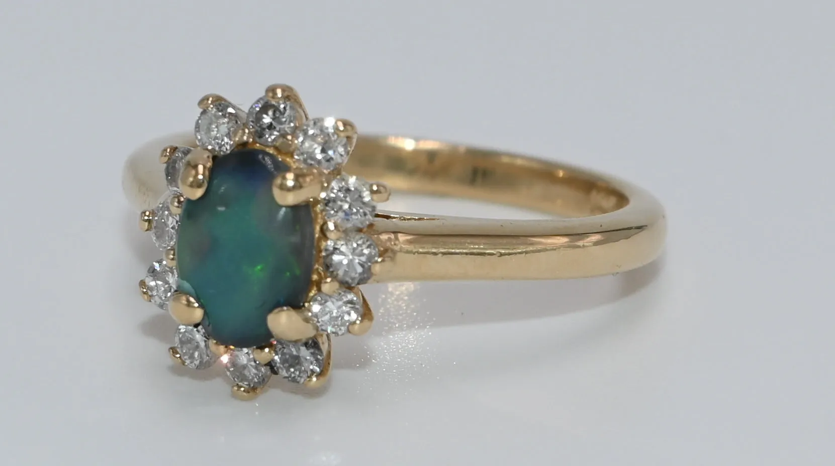 14KT VS1 Opal Women's Ring